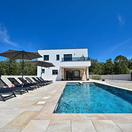 Donatus Zadarvillas Villa