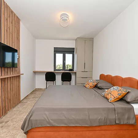 Donatus Zadarvillas Villa Murvica (Policnik)